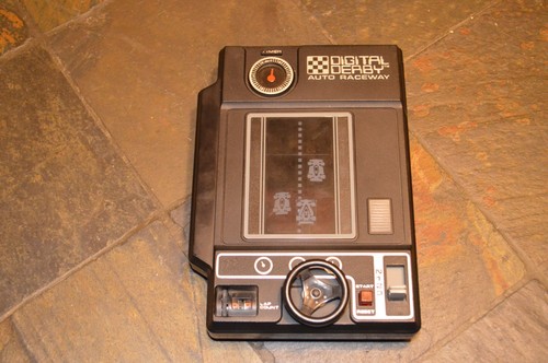 Vtg 1978 tomy - tomy, derby